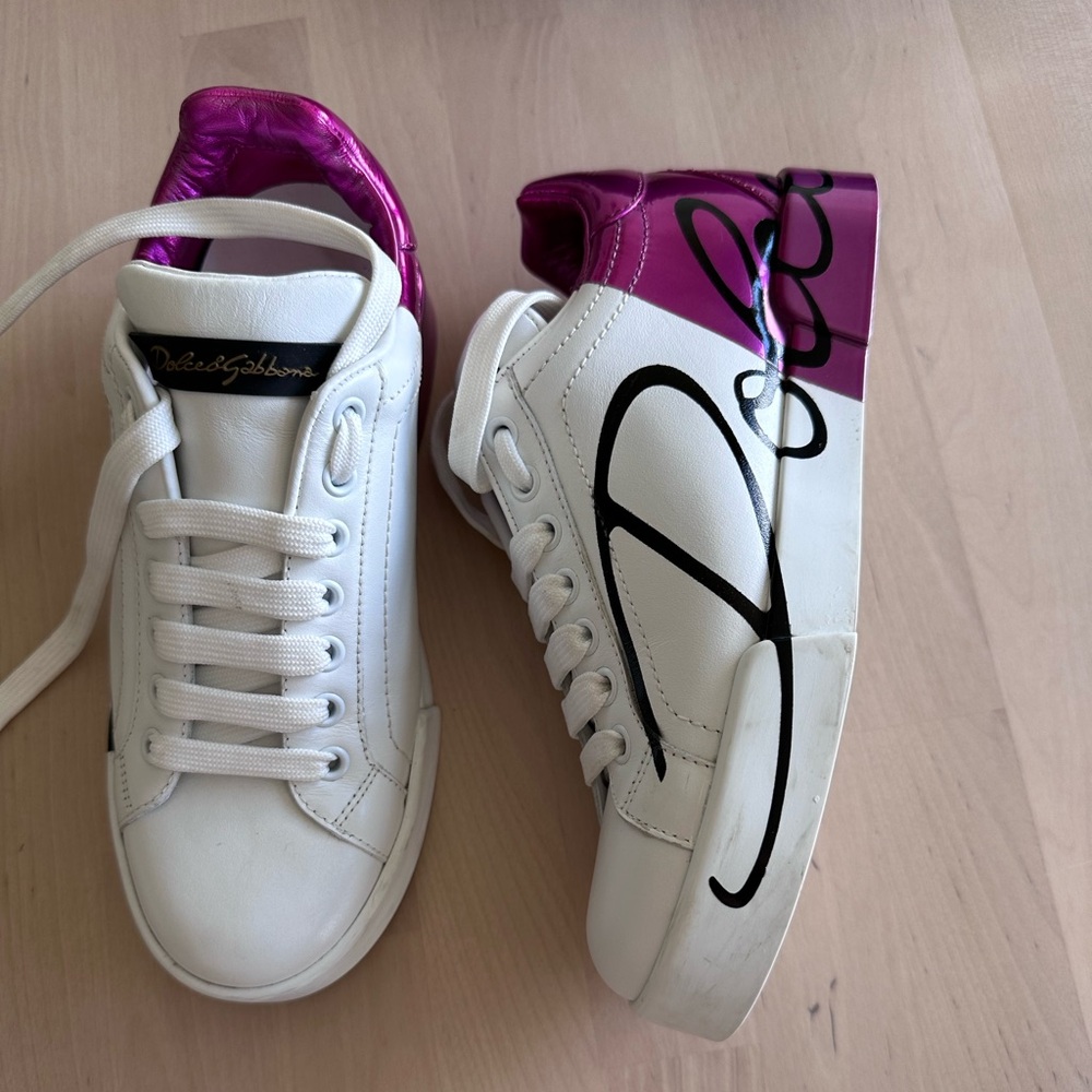 Dolce & Gabbana Pink and white sneakers